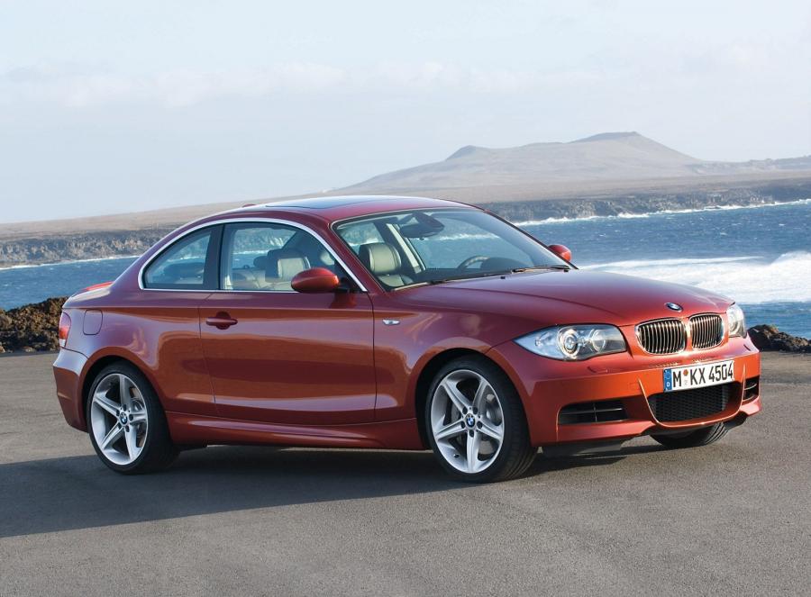  BMW 1-Series Coupe 2011 года  (фото 67 из 77)